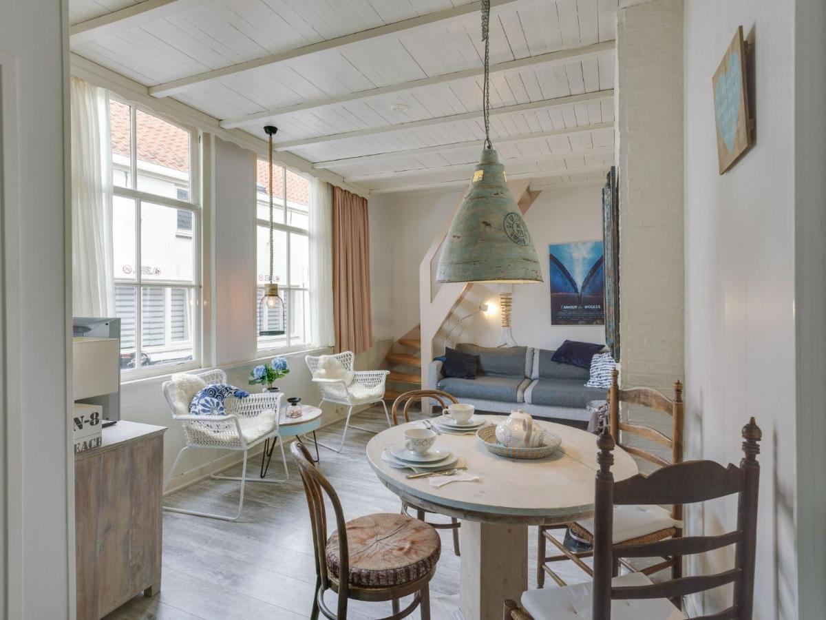 Picturesque Fisherman S House In Scheveningen Near The Shops Хага Екстериор снимка